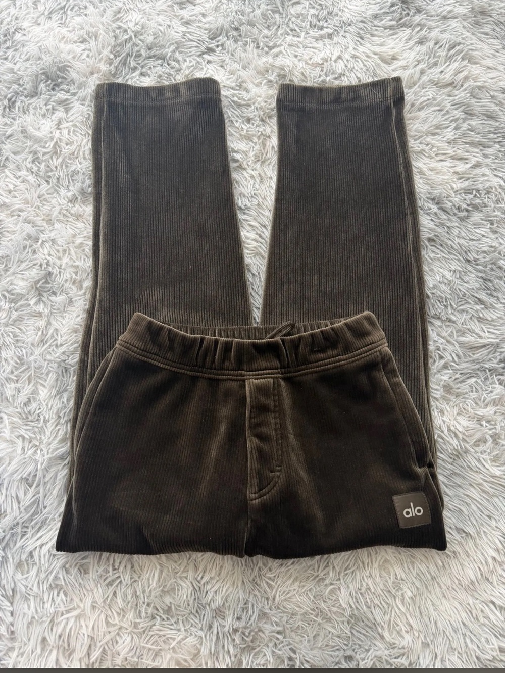 Medium Alo Yoga Corduroy High Waisted Brown Straight Leg Pant $128 Retail